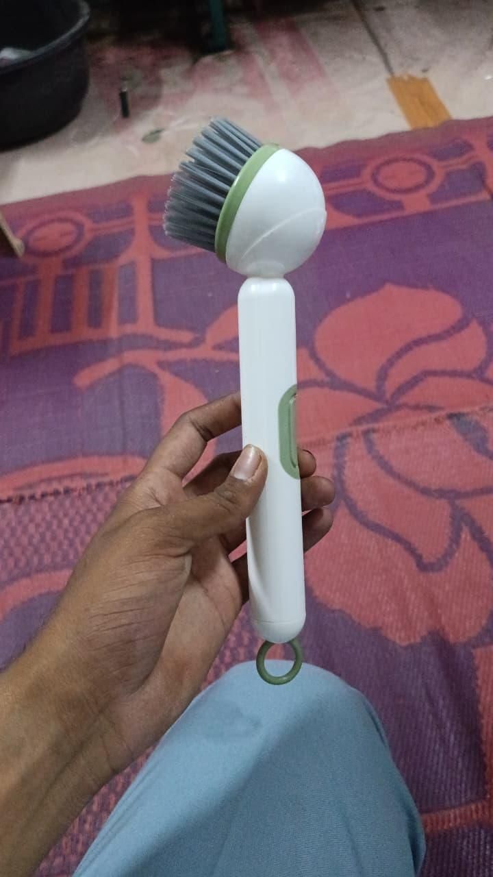 360� Scrubber Wand with Liquid Dispenser